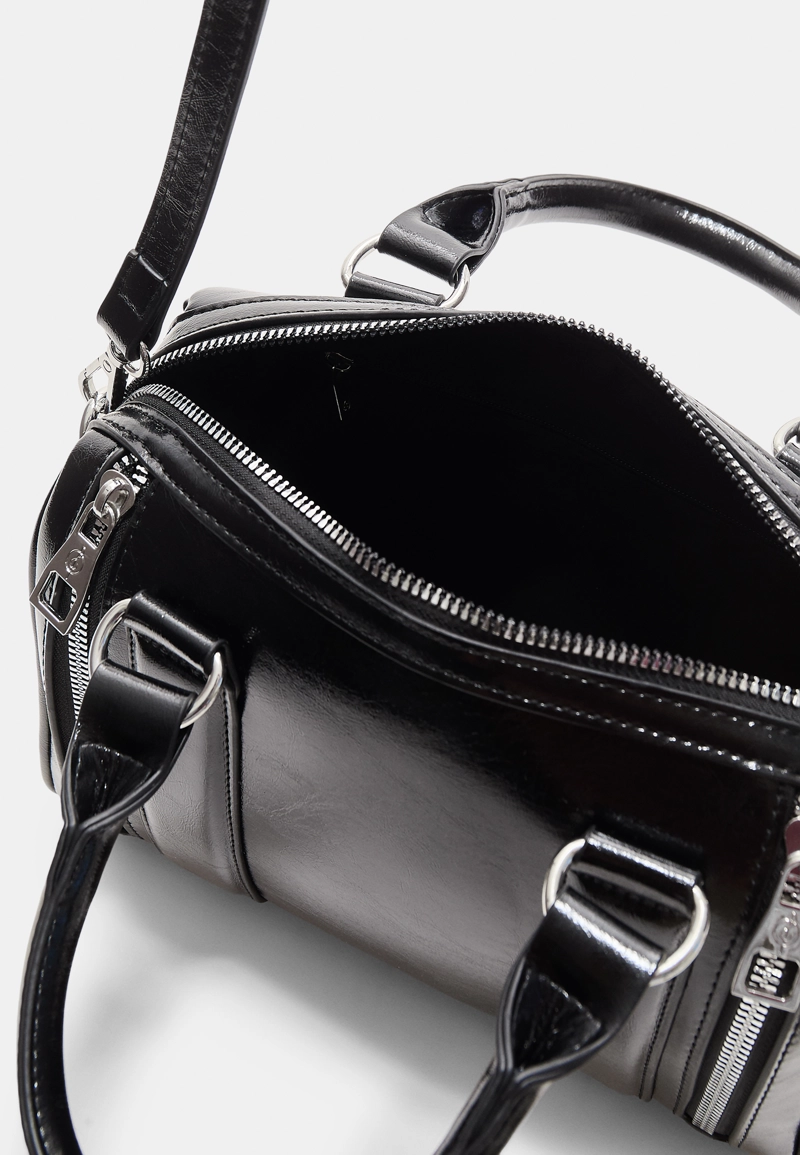 Сумка из искусственной кожи на молнии