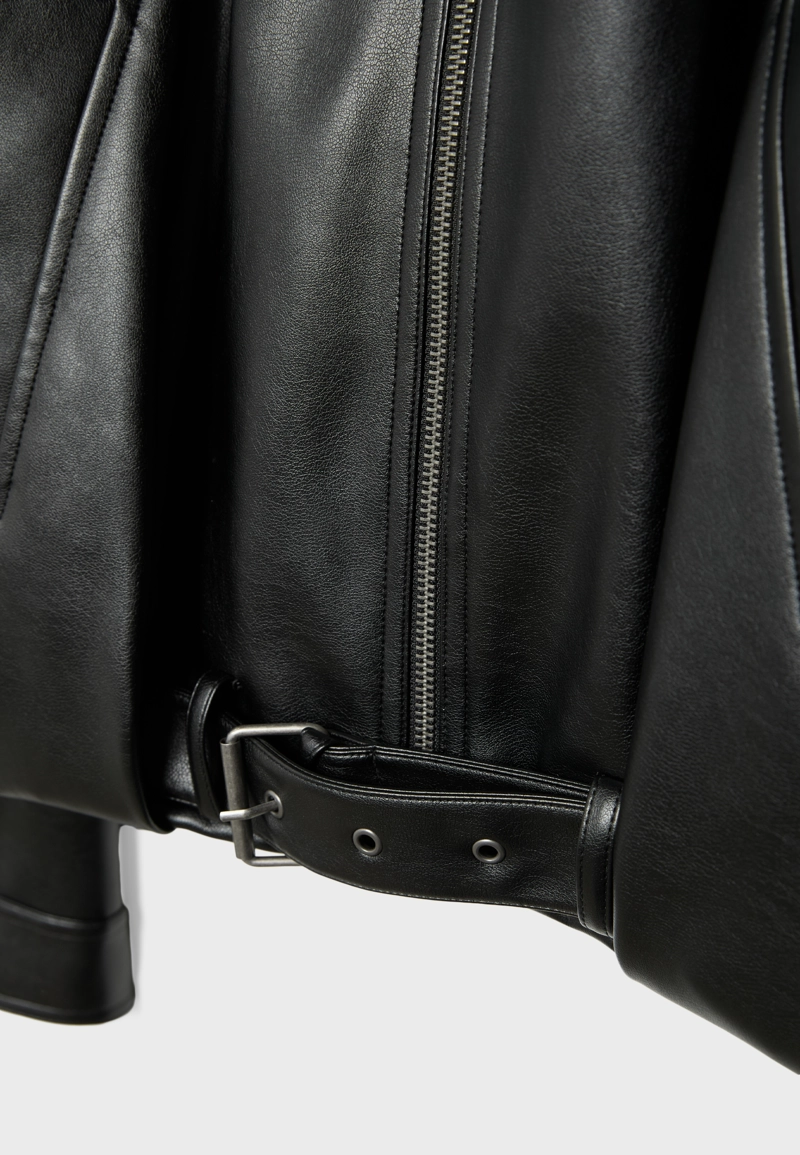 Куртка-бомбер из искусственной кожи с поясом