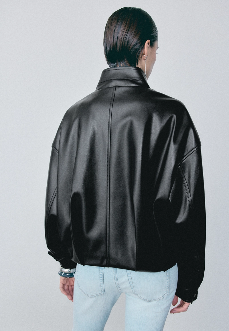 Куртка-бомбер из искусственной кожи с поясом