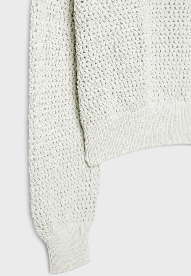 Вязаный джемпер в сетку с вырезом-лодочкой