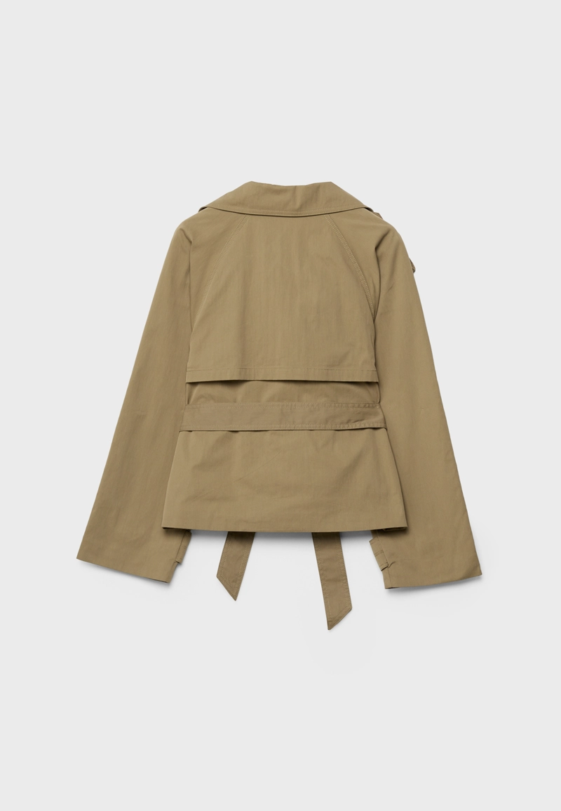 Тренч с высоким воротом и поясом