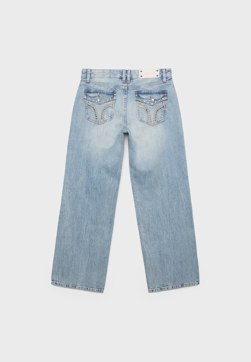 Джинсы с низкой посадкой, прямые, с карманами и заклепками