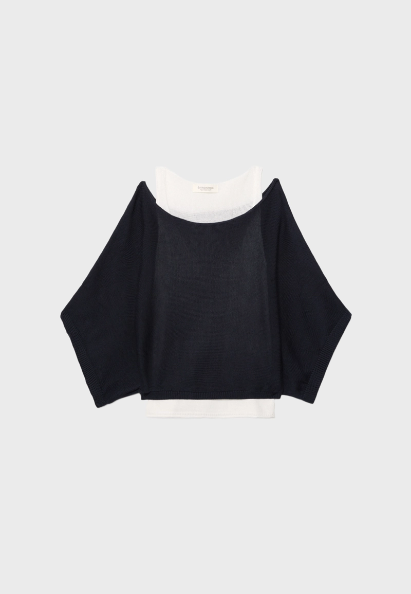 Свитер с вырезом-лодочкой и наложением