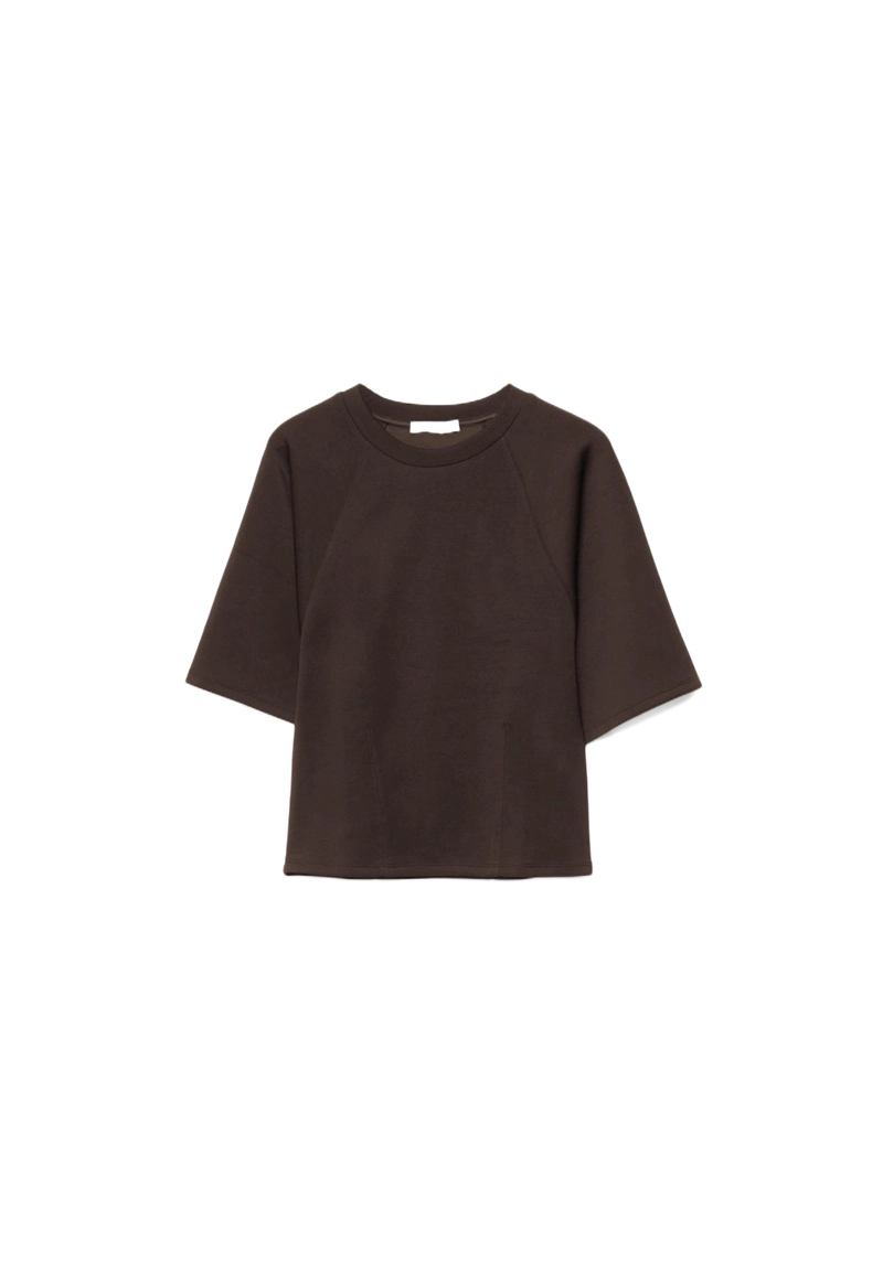 Футболка с короткими рукавами и мягкой на ощупь тканью