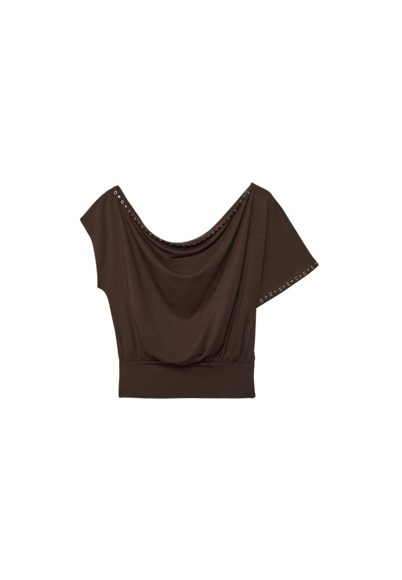 Асимметричная футболка с заклепками