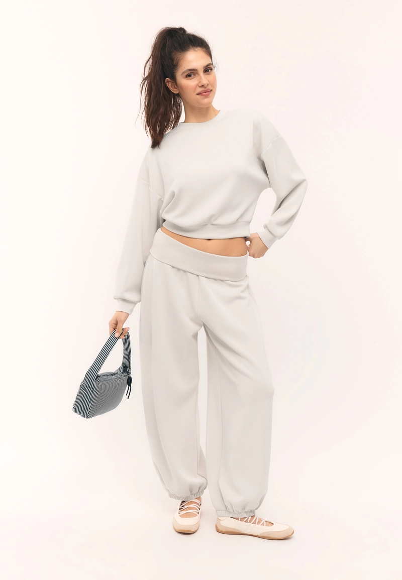 Мягкие брюки-джоггеры «рукава-фонарики» с отворотом на талии