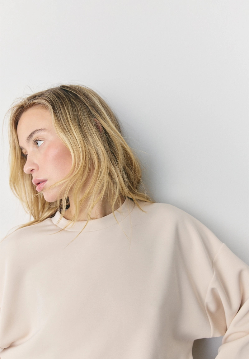 Толстовка с рукавами «летучая мышь» и мягкой на ощупь тканью