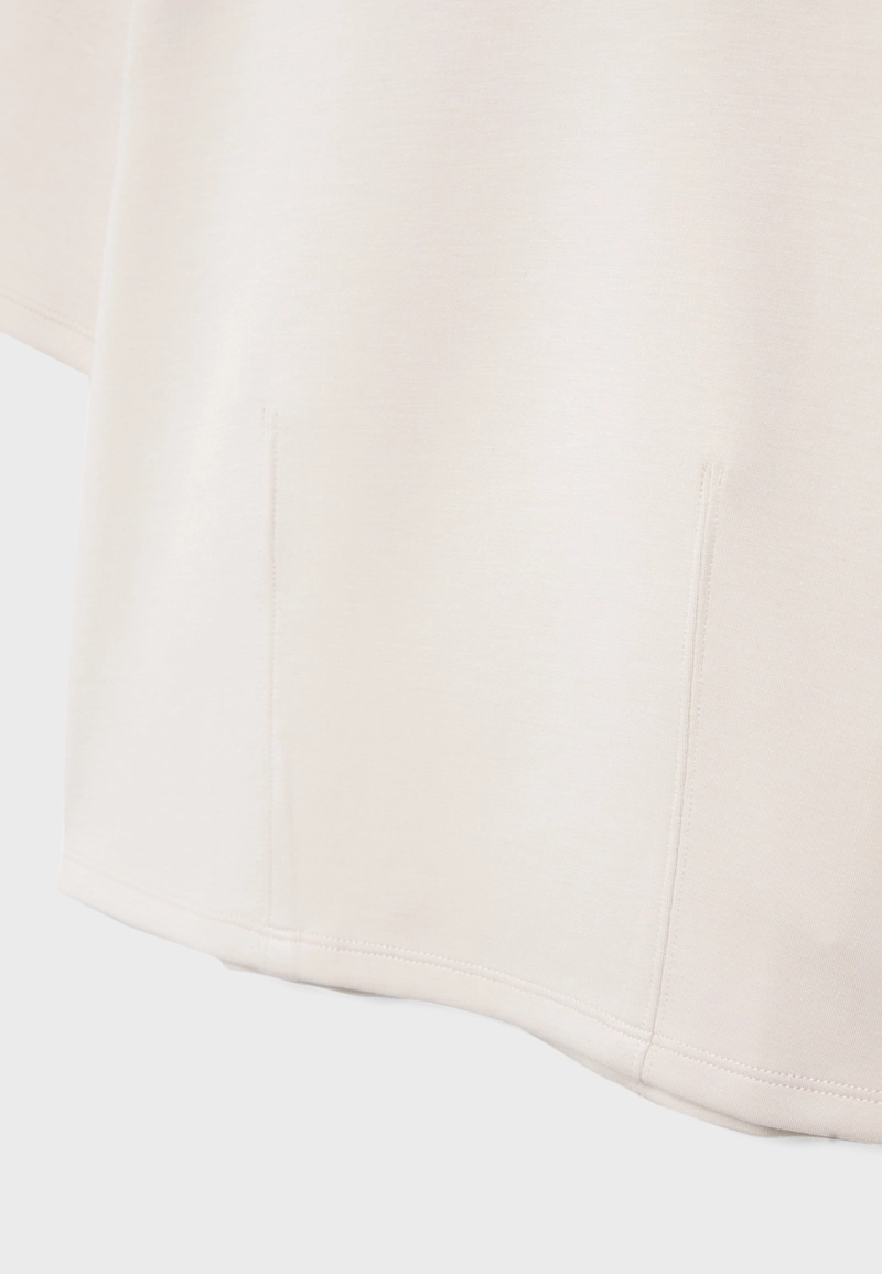 Футболка с короткими рукавами и мягкой на ощупь тканью