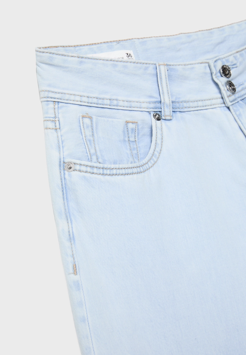 Джинсы с низкой посадкой на двух пуговицах