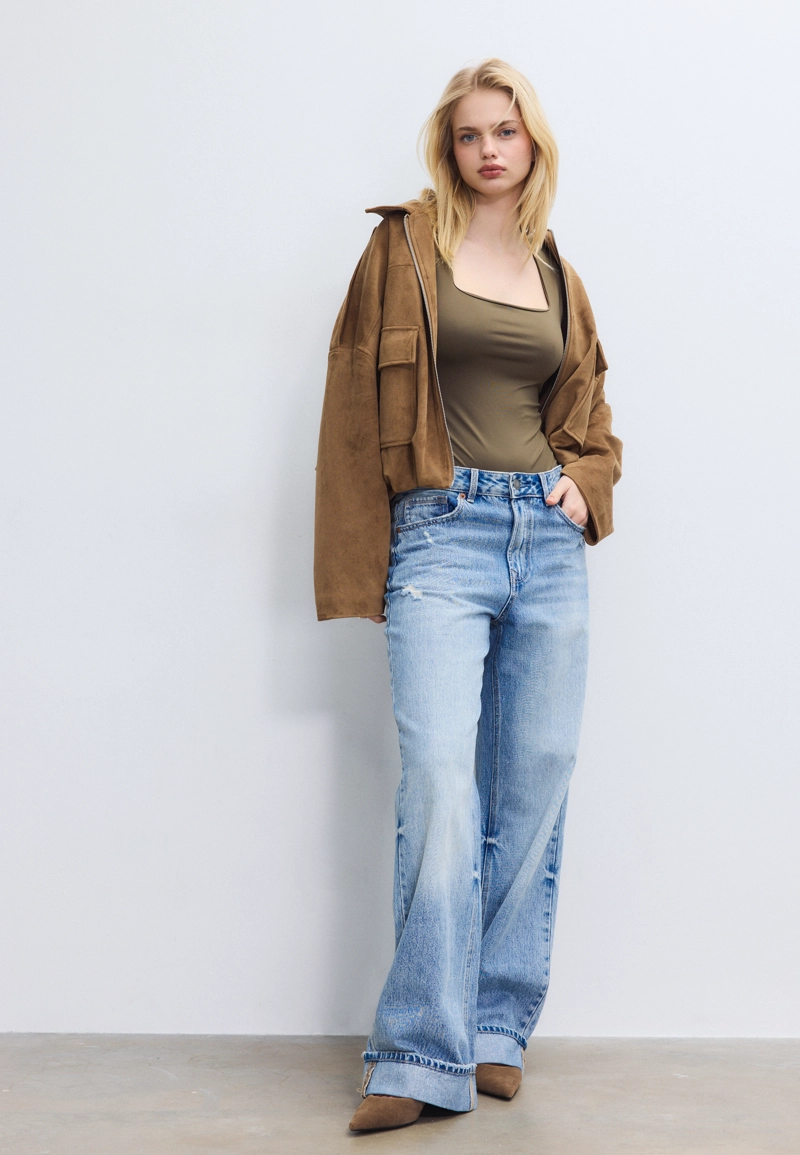 Боди из полиамида с квадратным вырезом