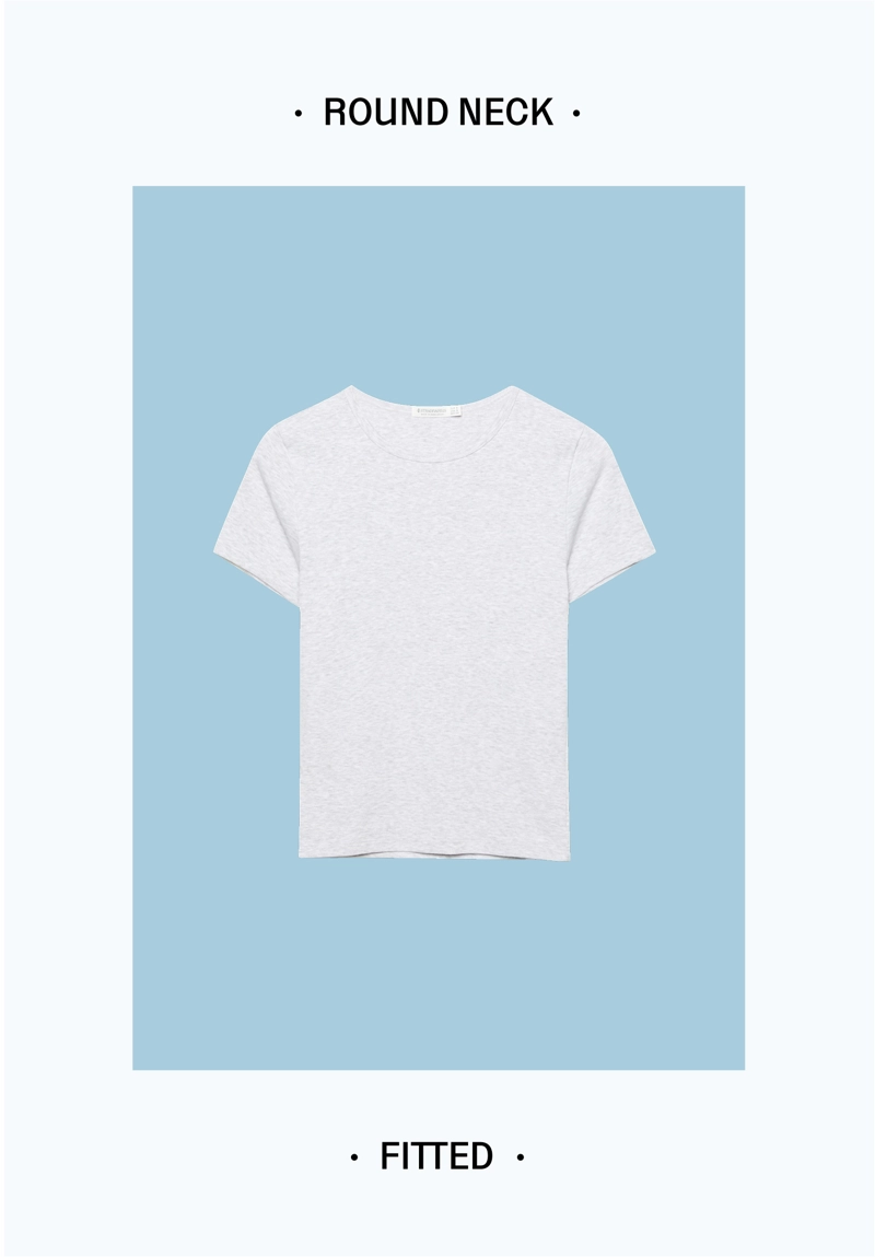 Базовая футболка зауженного кроя