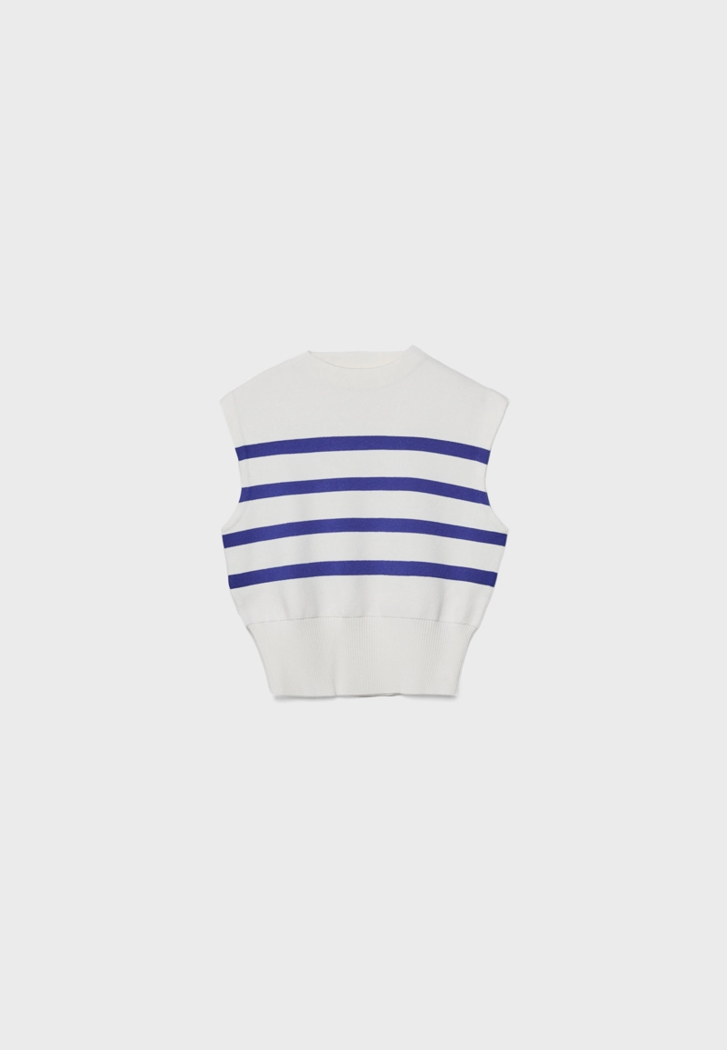 Вязаный топ с круглым вырезом