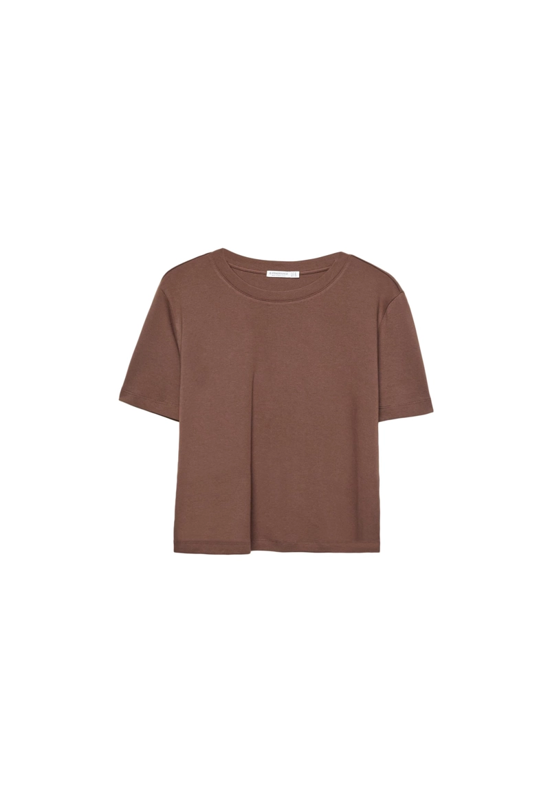 Базовая футболка классического кроя из плотного материала