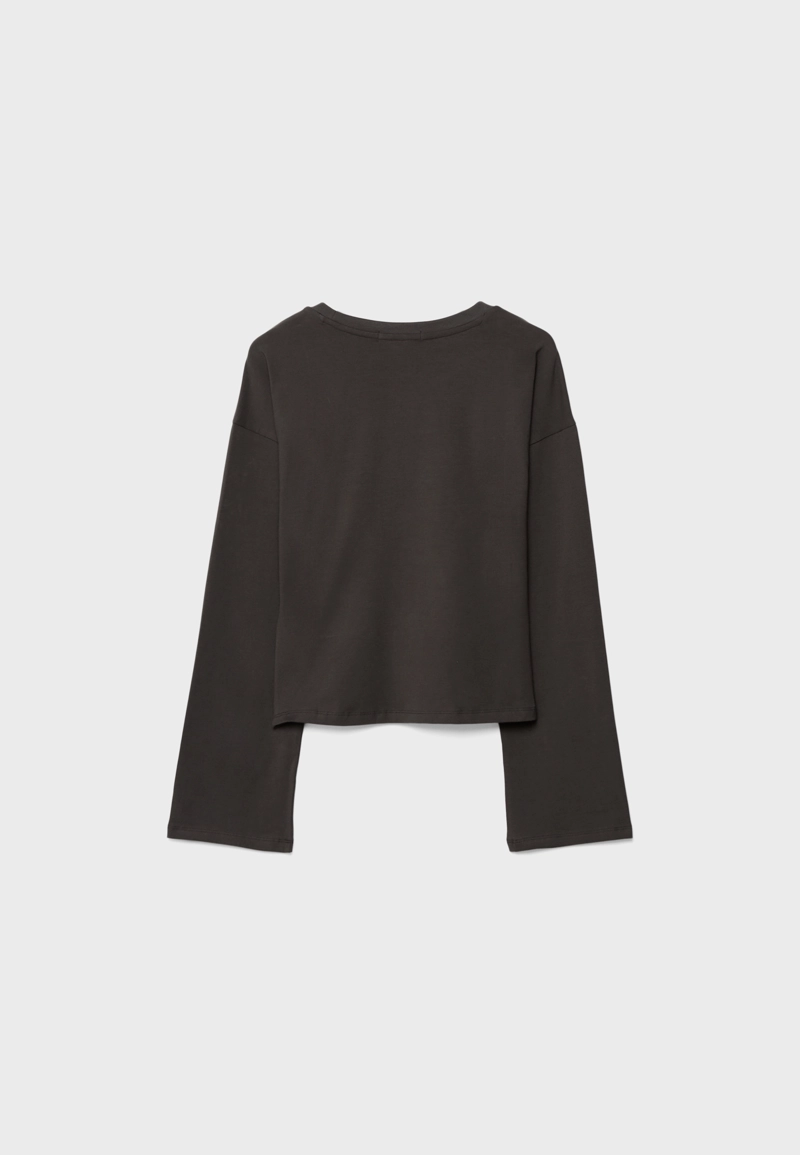 Футболка с рукавами в стиле кимоно