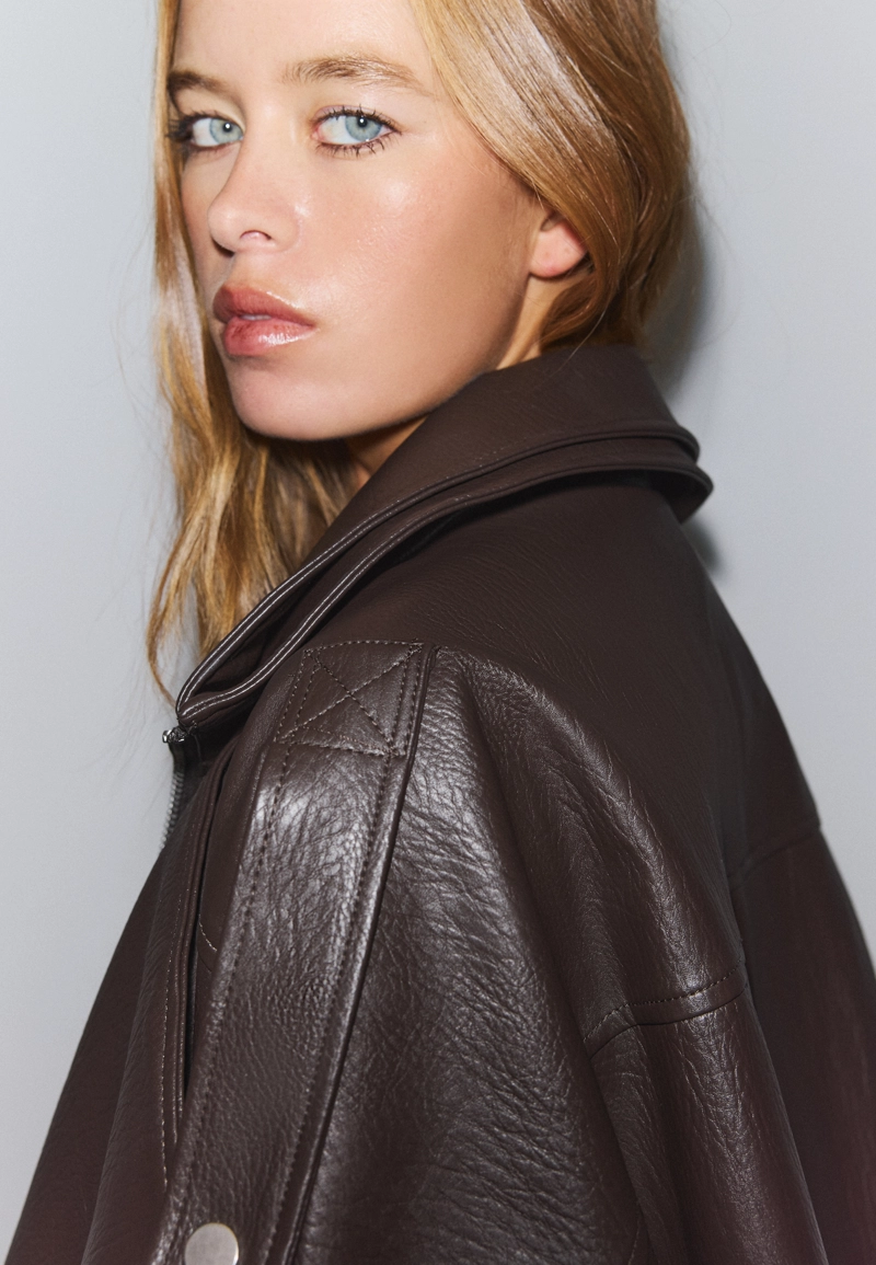 Куртка оверсайз из искусственной кожи с лацканами