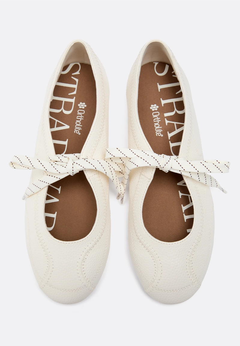 Слипоны с бантом