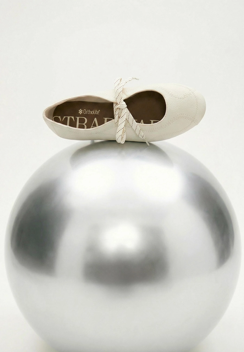 Слипоны с бантом