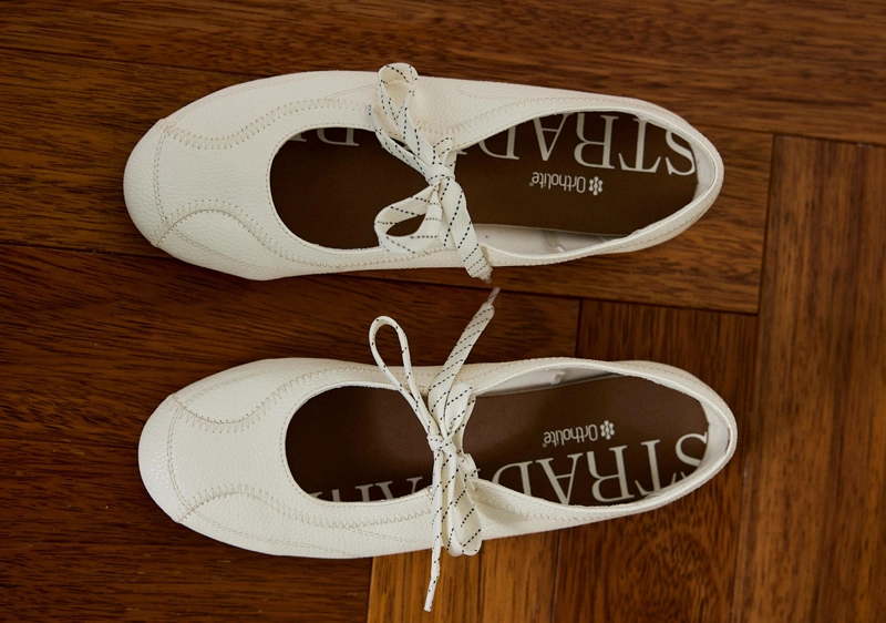 Слипоны с бантом