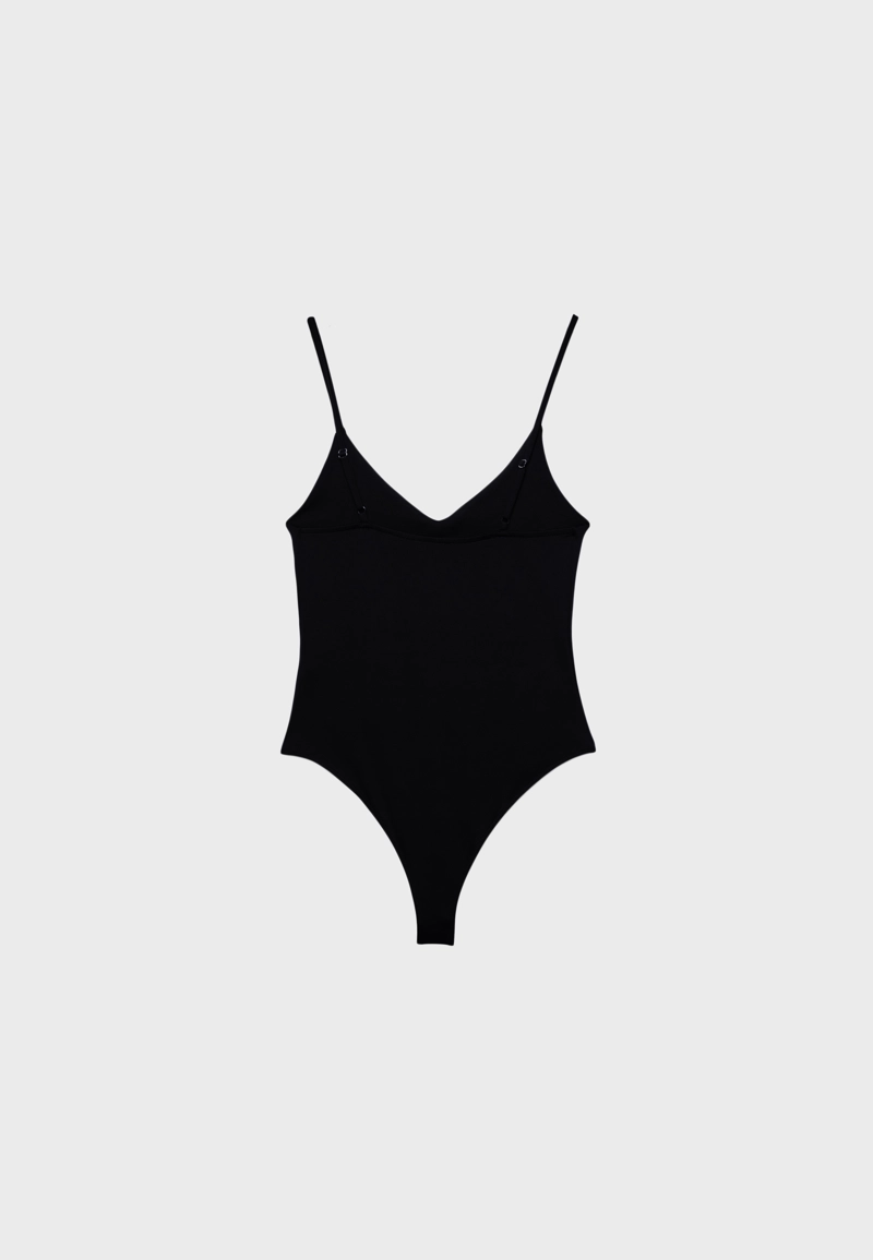 Базовый боди на бретелях