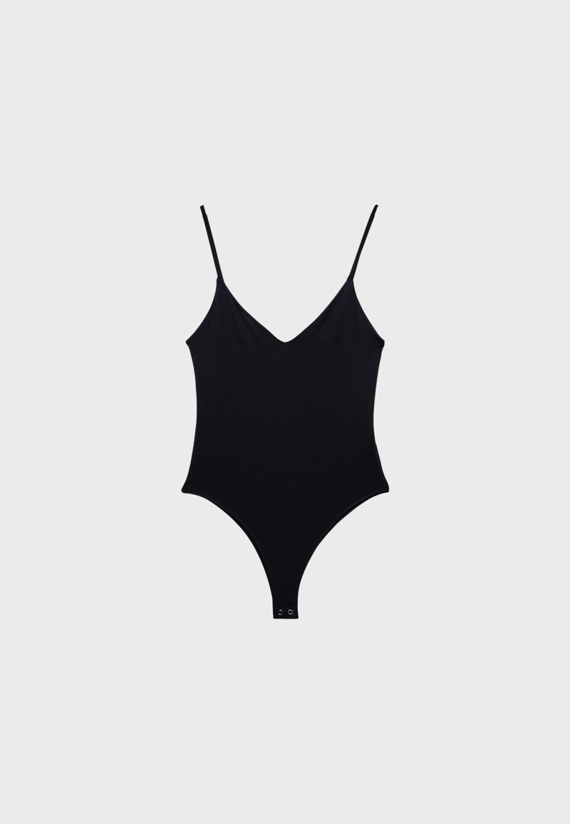 Базовый боди на бретелях