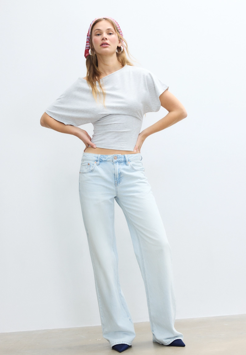 Джинсы D91 с низкой посадкой и широкими штанинами