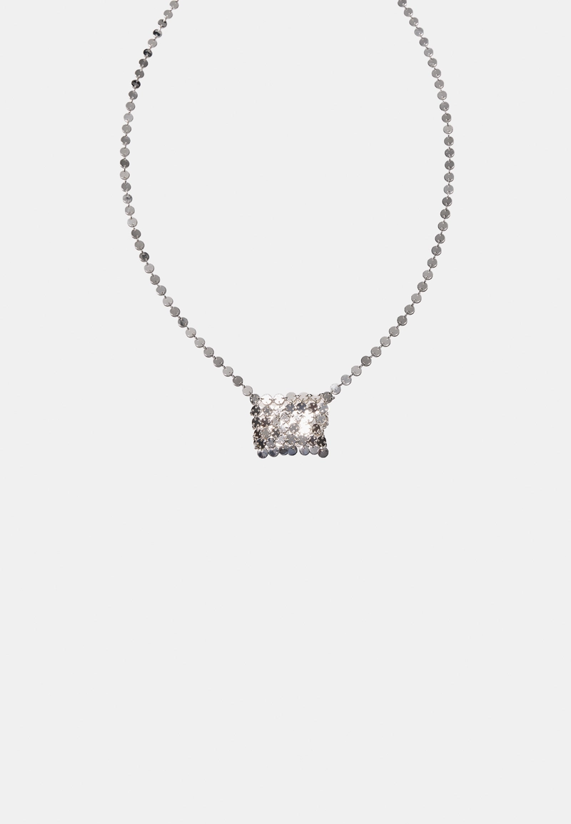 Колье-подвеска из металлической сетки