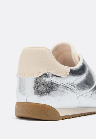 Кроссовки с металлическим блеском- Заказать в России