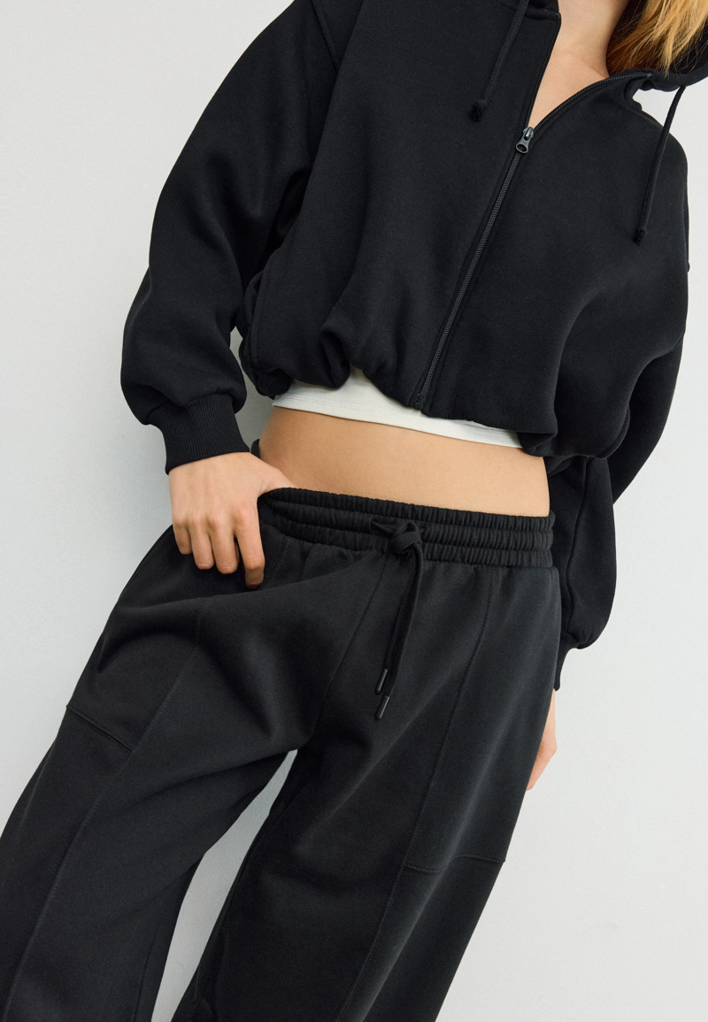 Брюки-джоггеры с рукавами-фонариками из флиса