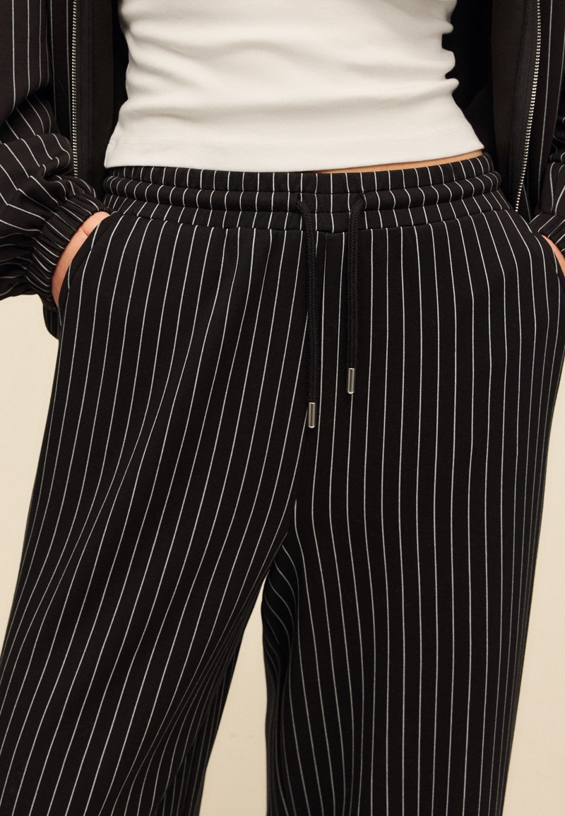 Брюки-джоггеры палаццо, мягкие на ощупь