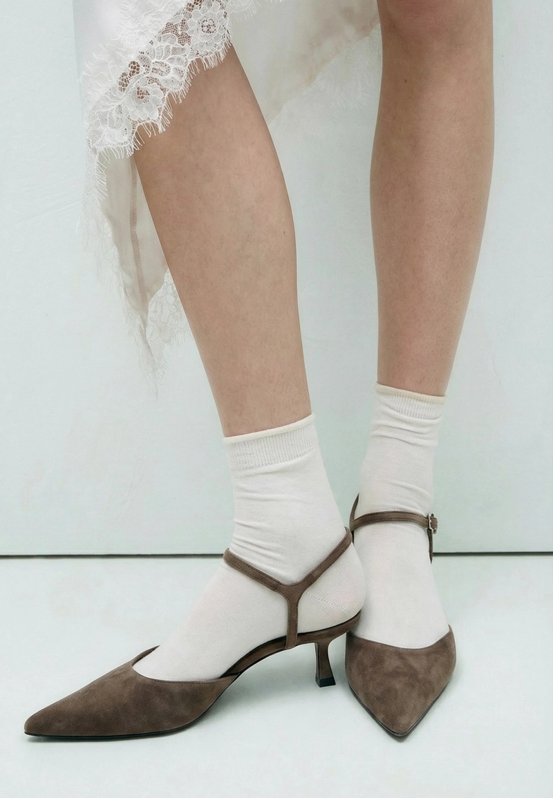 Замшевые туфли kitten heel