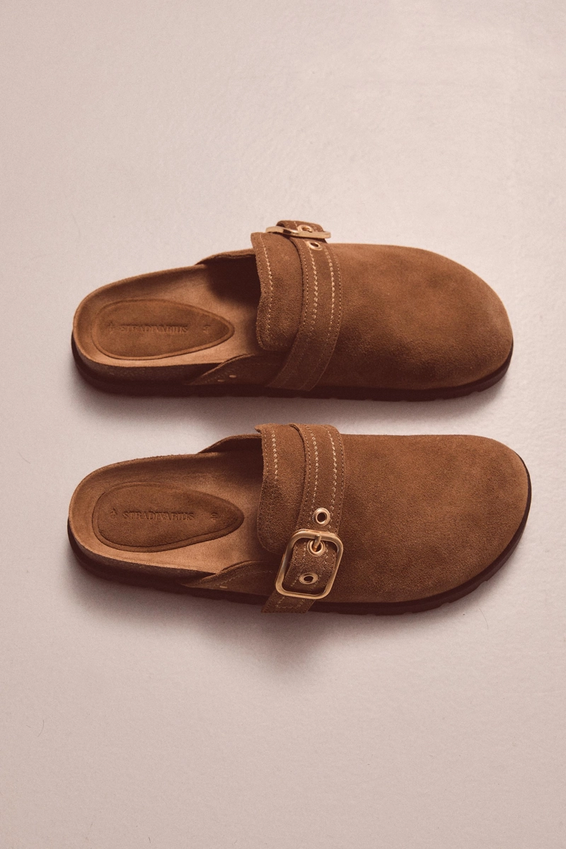 Сабо с пряжкой из кожи