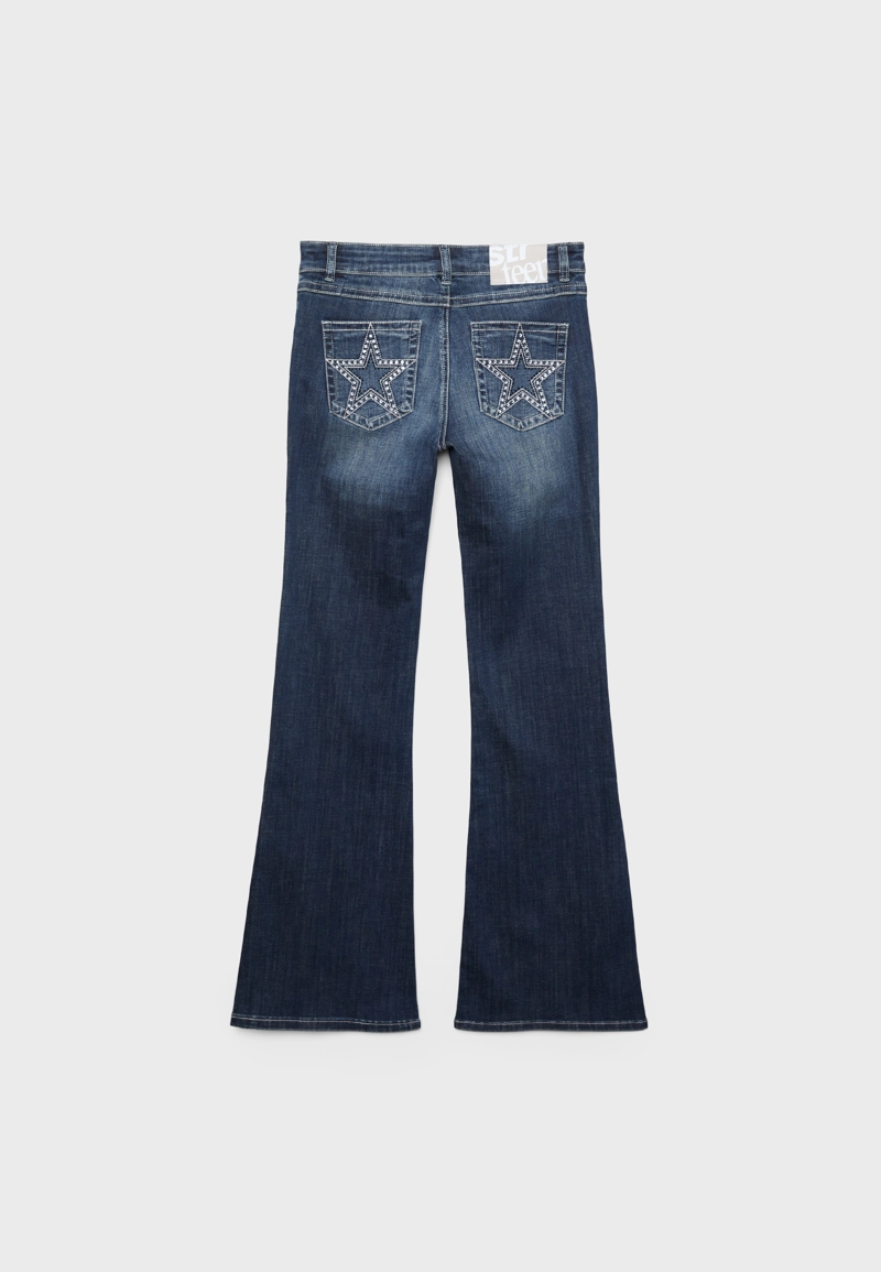 Джинсы клеш с вышивкой на карманах