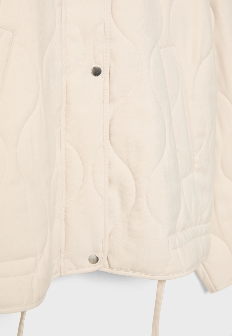 Стеганая куртка