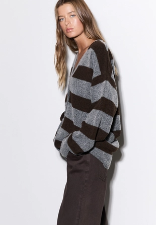 Вязаный жакет оверсайз- Заказать в России