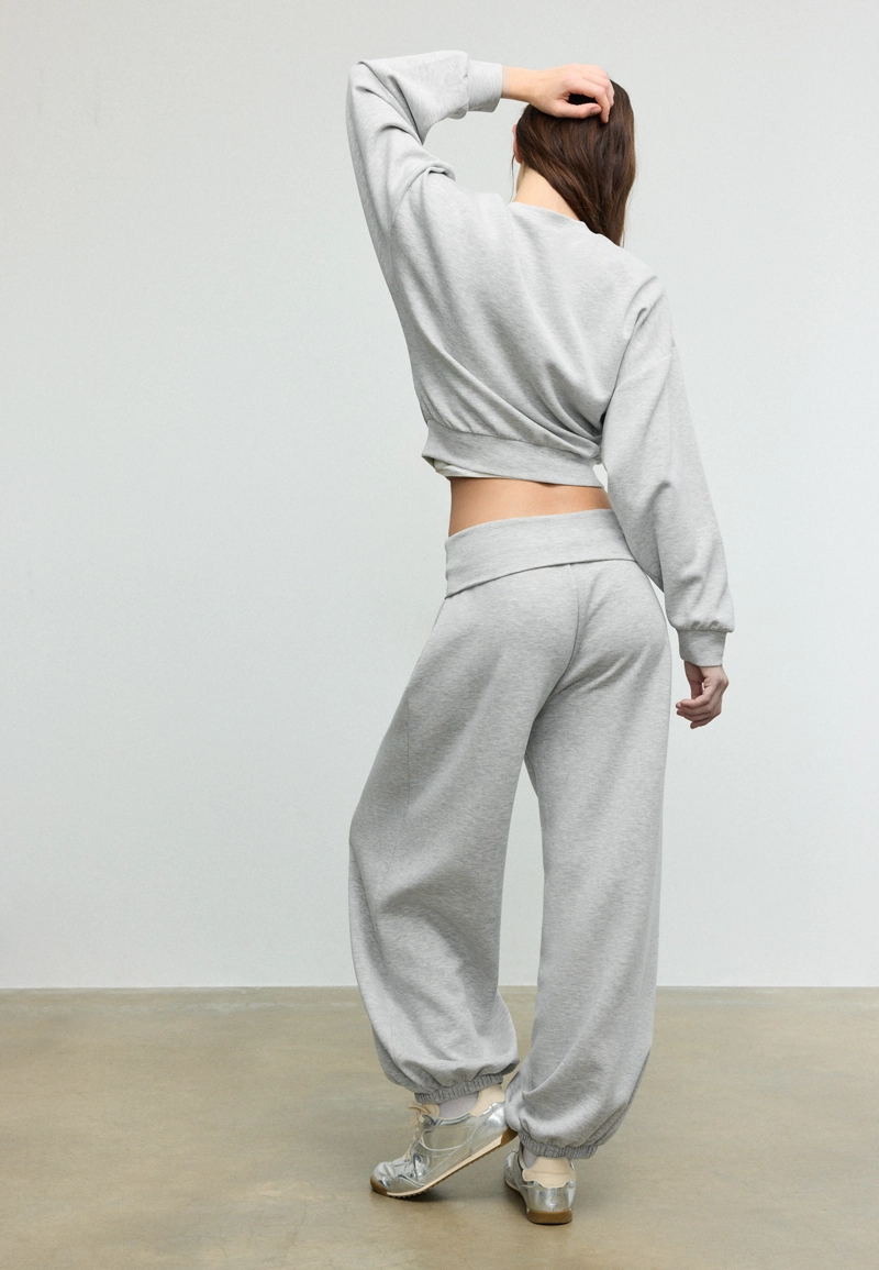 Мягкие брюки-джоггеры «рукава-фонарики» с отворотом на талии