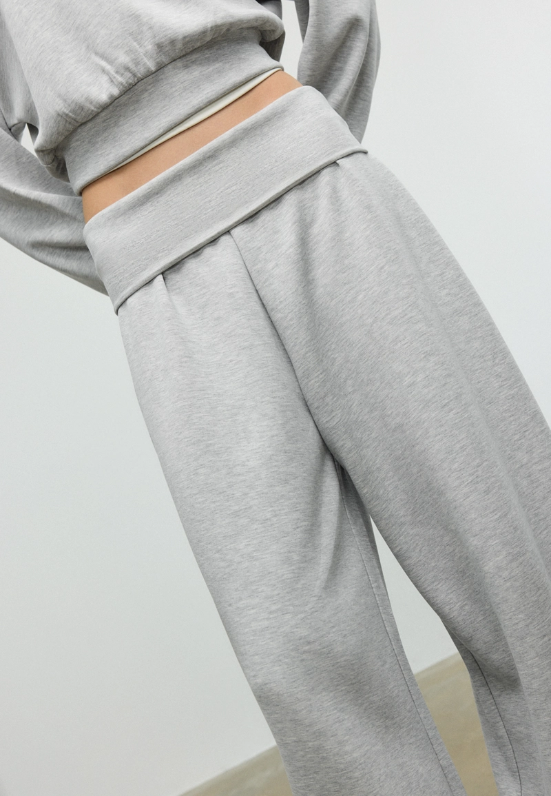 Мягкие брюки-джоггеры «рукава-фонарики» с отворотом на талии