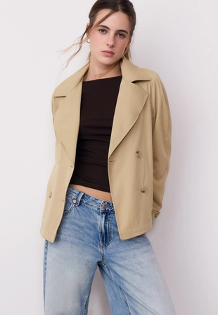 Короткий струящийся тренч с поясом- Заказать в России