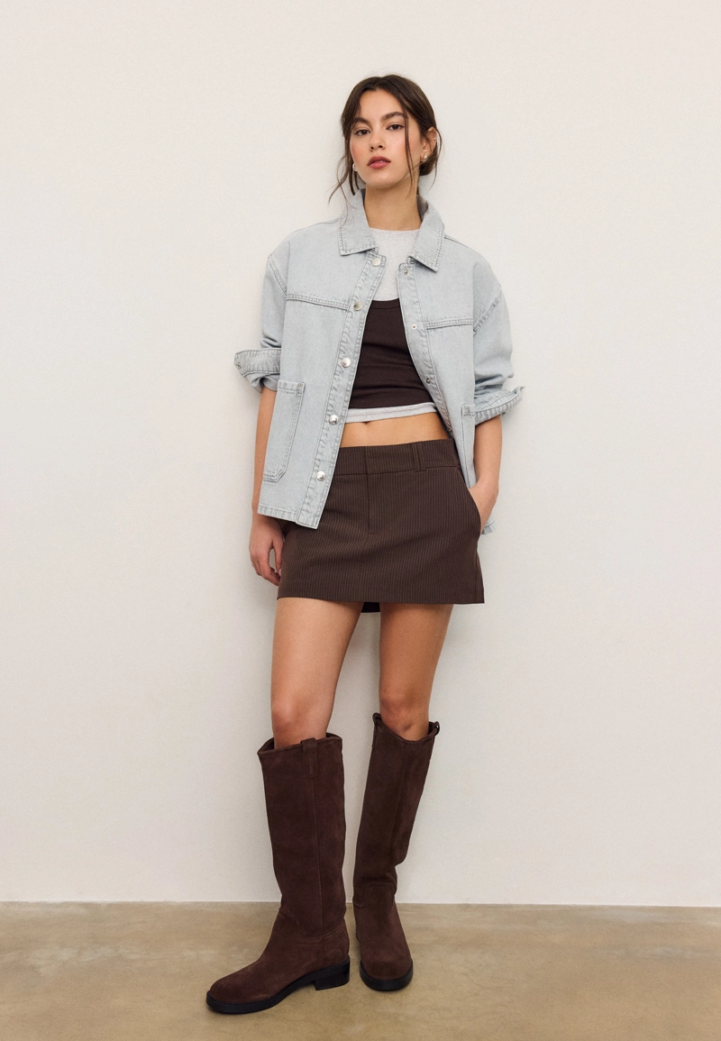 Джинсовая куртка с карманами