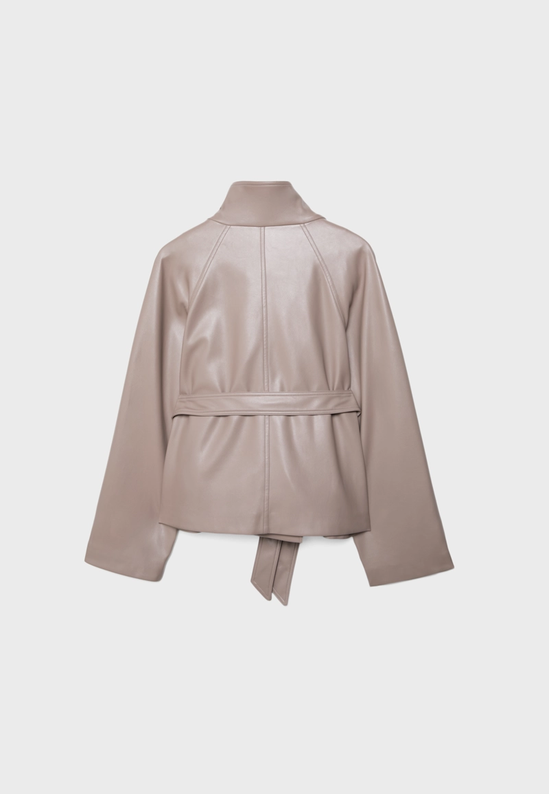 Тренч с высоким воротником из искусственной кожи