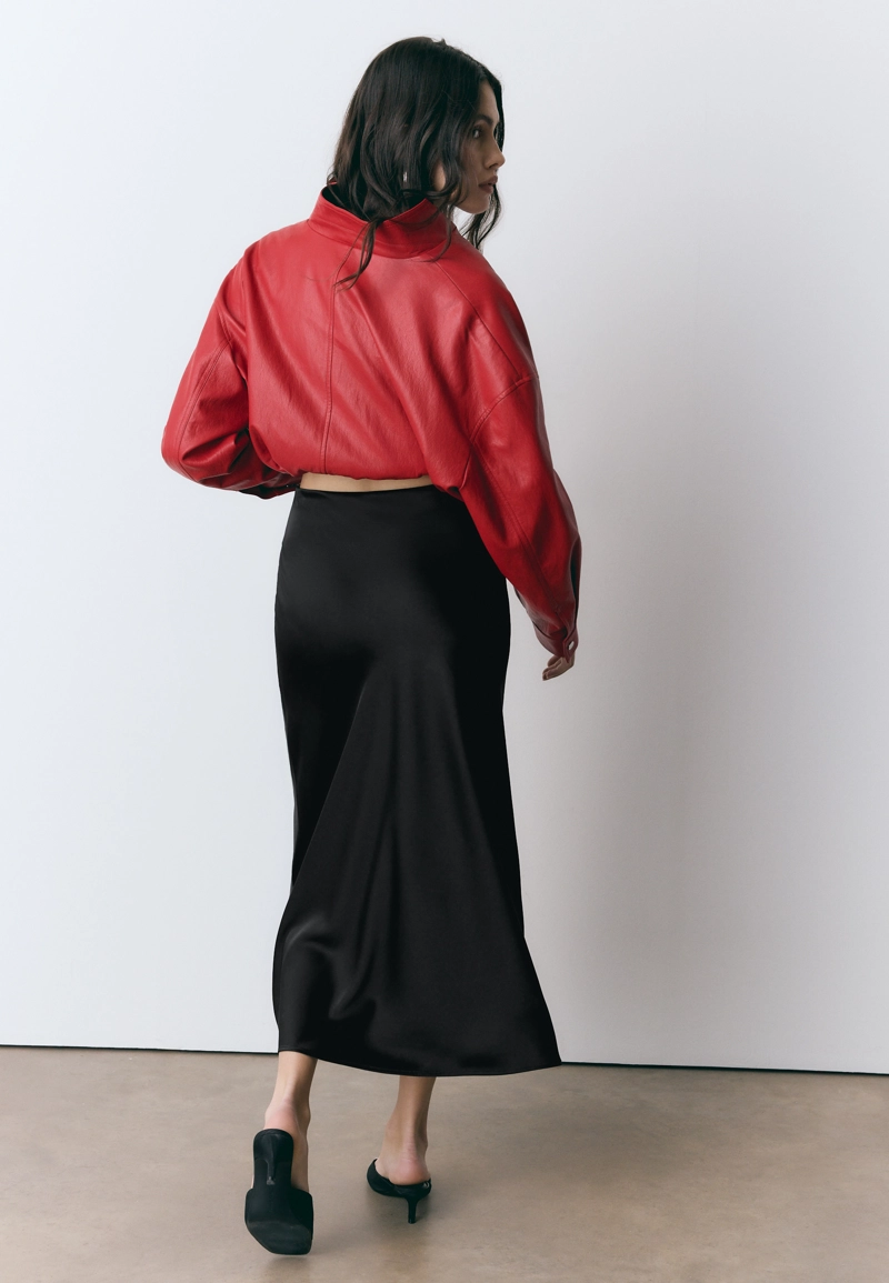 Юбка миди из сатина