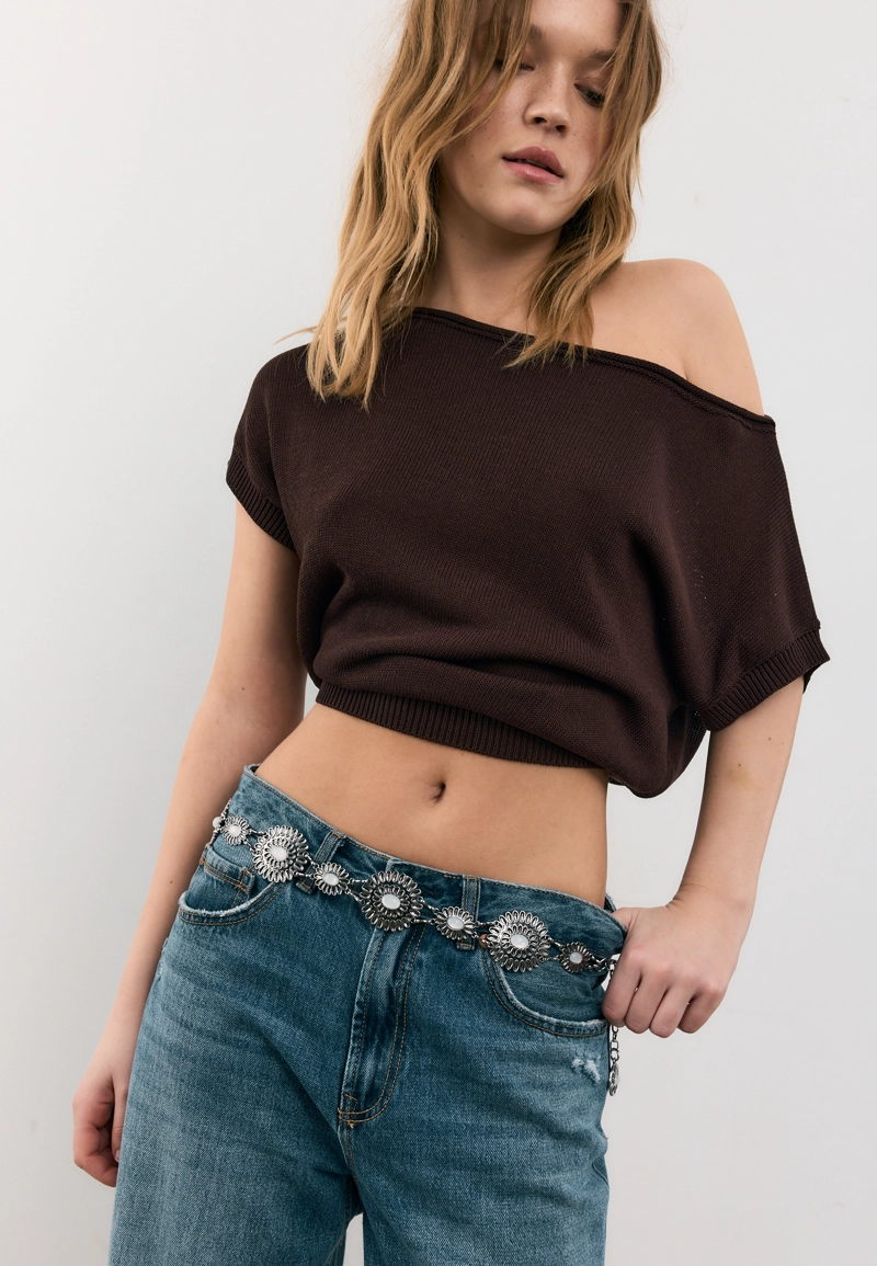 Ремень-цепочка с цветочными элементами