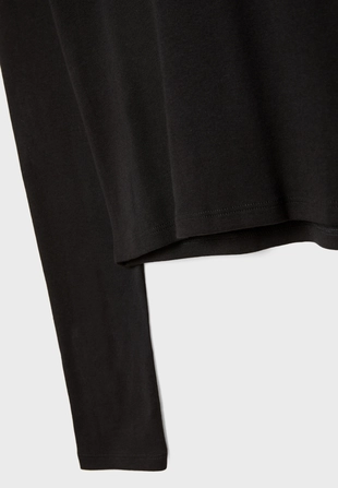 Базовая хлопковая футболка с длинными рукавами- Заказать в России