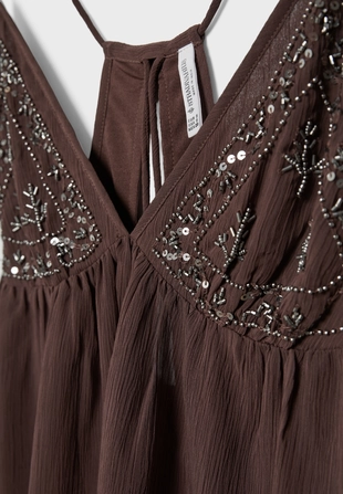 Топ на бретелях с вышивкой- Заказать в России