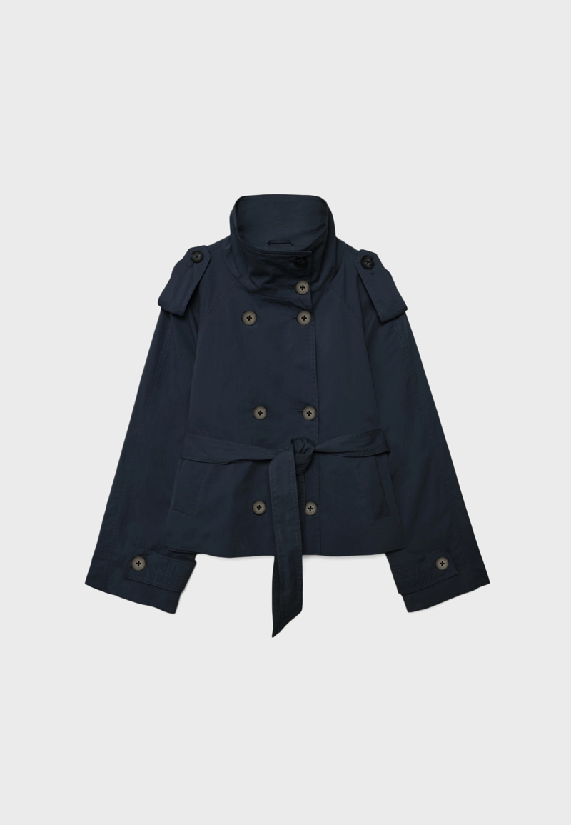 Тренч с высоким воротником и поясом