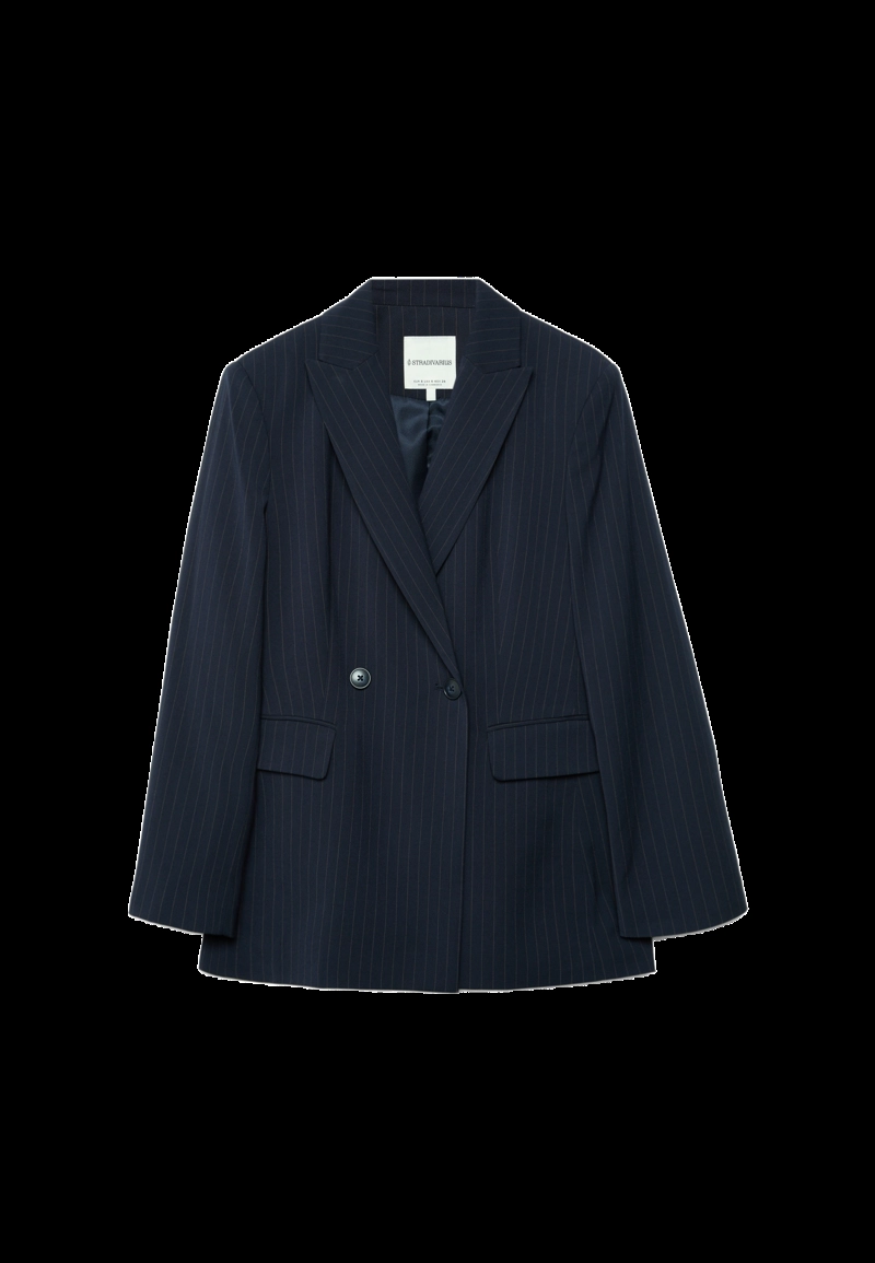 Приталенный пиджак в полоску