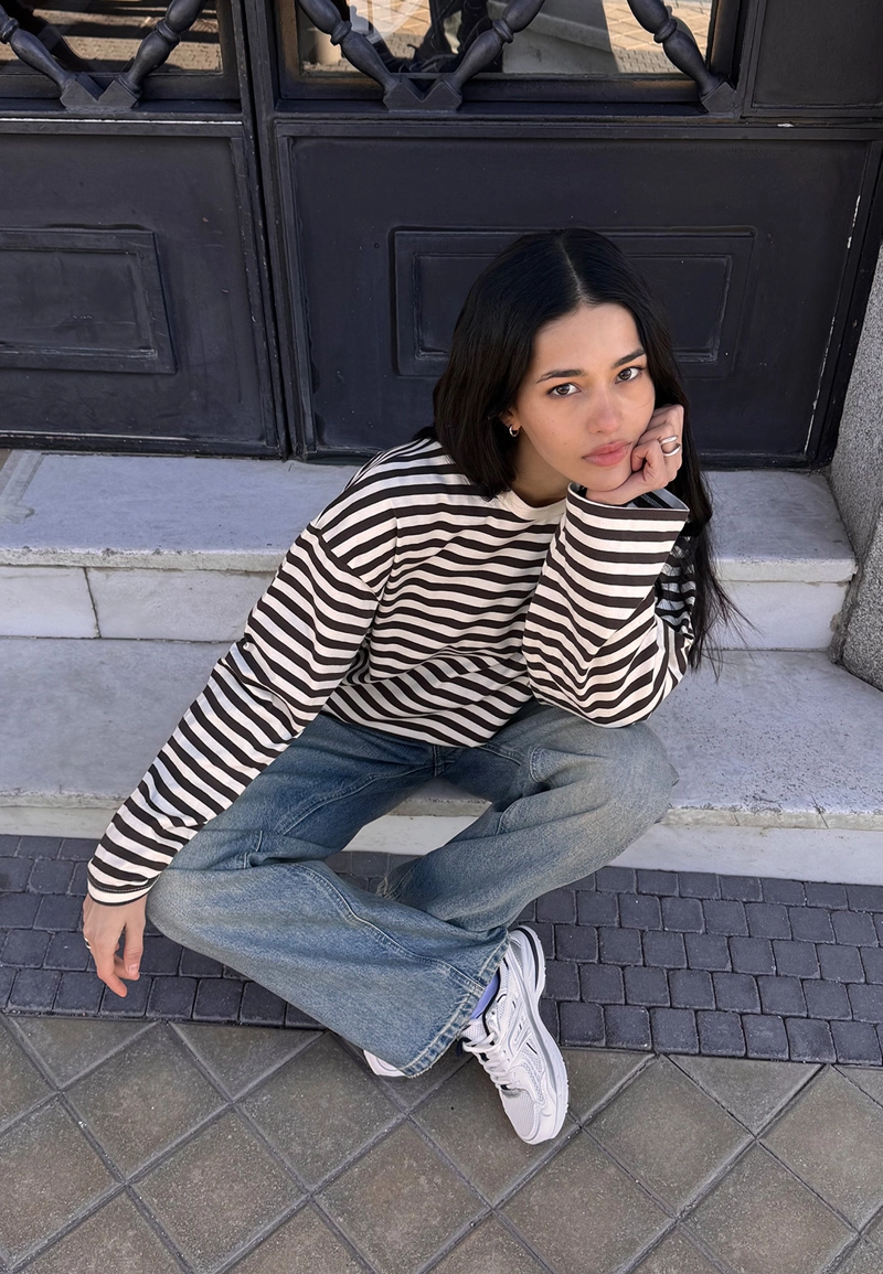 Полосатая футболка с длинными рукавами