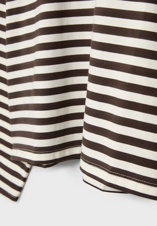 Полосатая футболка с длинными рукавами- Заказать в России