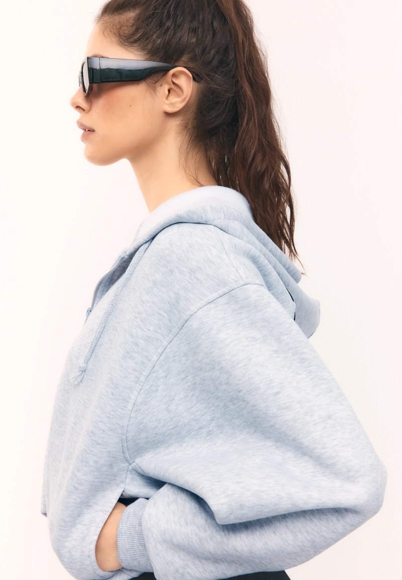 Толстовка-бомбер с принтованным капюшоном