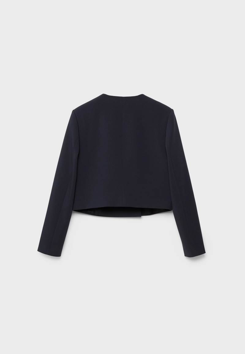 Укороченный пиджак с круглым вырезом