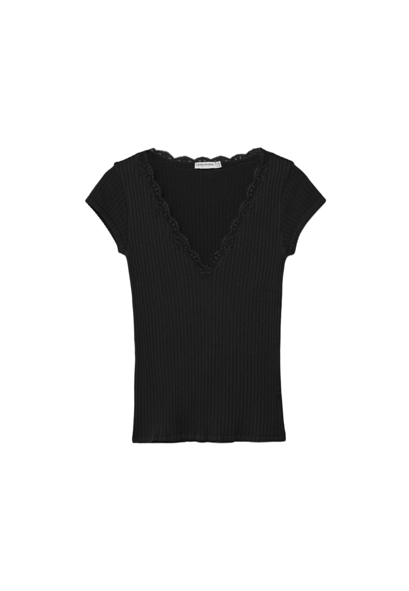 Футболка в рубчик с V-образным вырезом и кружевом